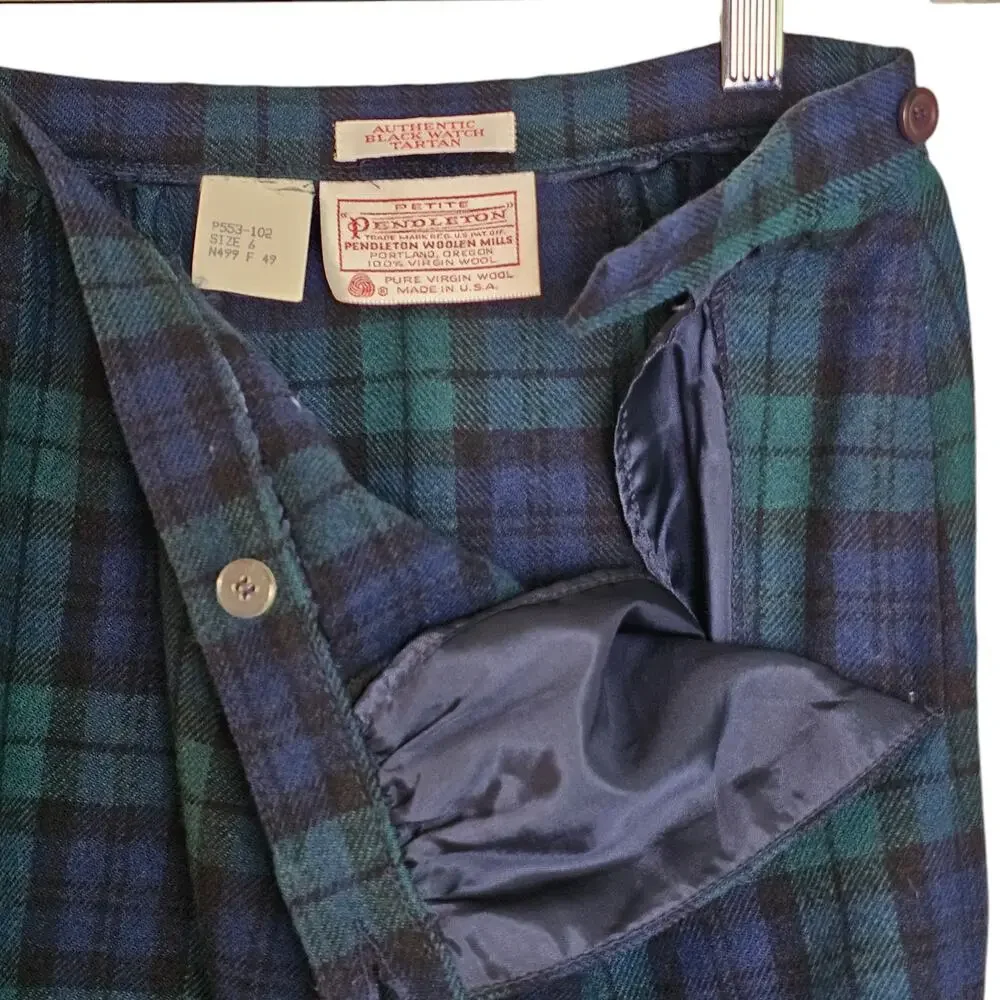 Vintage Petite Pendleton Authentic Black Watch Tartan Green Wool Plaid Skirt